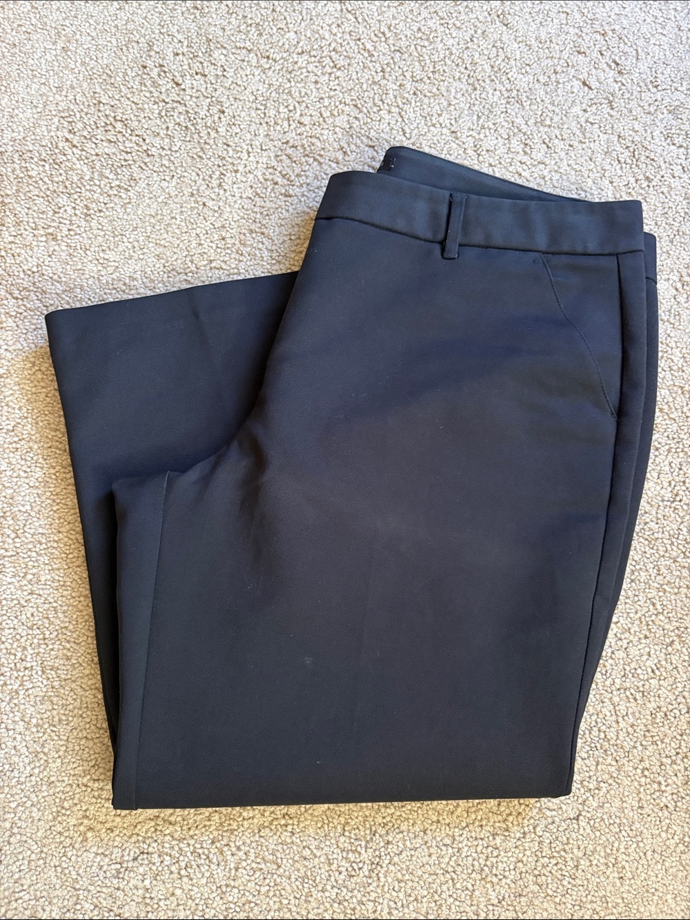 Maurices Black slip button capris